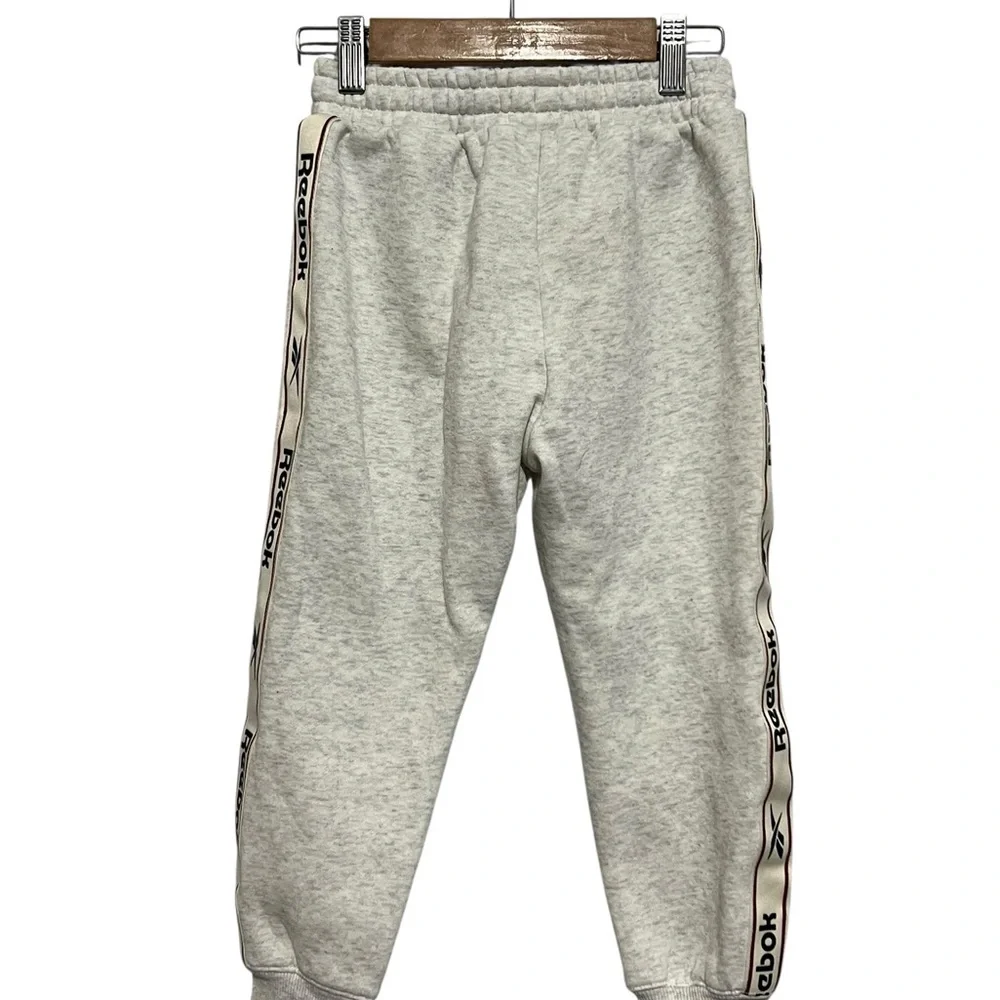 Reebok x H&M Light Gray Kids Fleece Jogger Pants 5T Sweatpants